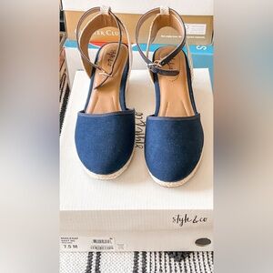 Style & Co size 7.5 Women's Mailena Wedge Espadrille Sandals, cole Navy